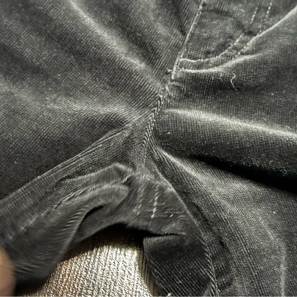 CHAPS Women’s Black Corduroy Pants Straight Fit Mid Rise Size 6 - Picture 5 of 9